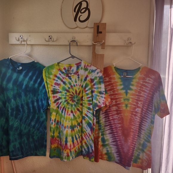 Tie dye shirt - Picture 4 of 4